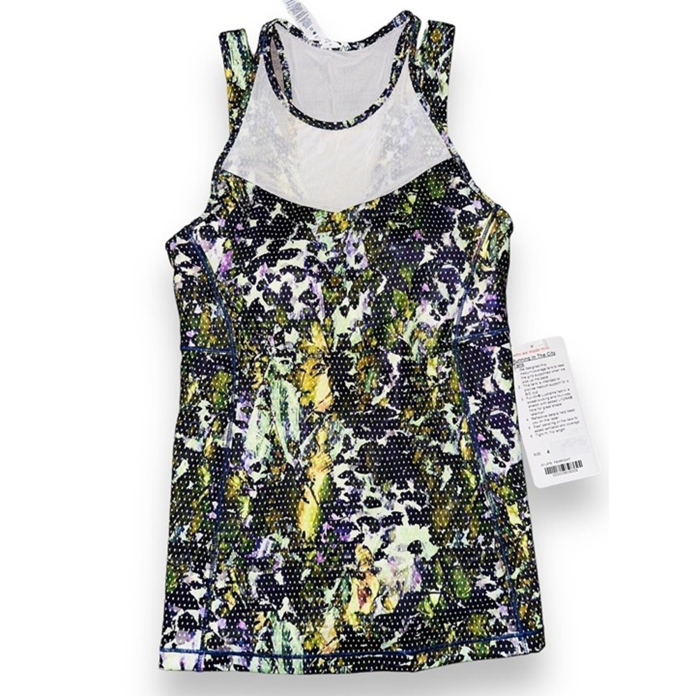 C2 Lululemon Running the City Tank Floral Sport Shirt NWT White Size 4 Built in